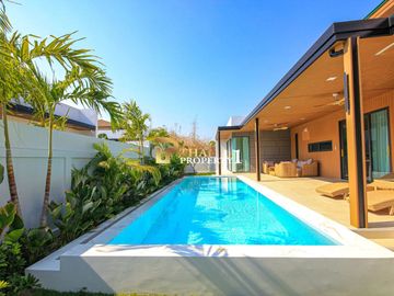 Elegant Tropical 3-Bedroom Pool Villa in Tranquil Hua Hin Setting