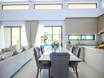 Elegant Tropical 3-Bedroom Pool Villa in Tranquil Hua Hin Setting