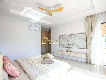 Elegant Tropical 3-Bedroom Pool Villa in Tranquil Hua Hin Setting