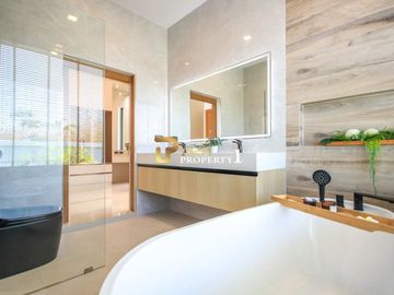 Elegant Tropical 3-Bedroom Pool Villa in Tranquil Hua Hin Setting