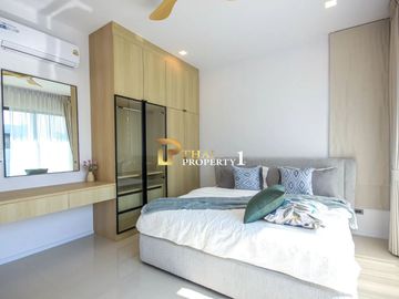 Elegant Tropical 3-Bedroom Pool Villa in Tranquil Hua Hin Setting
