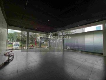 Ground Floor for rent | High Ceiling Good for Showroom