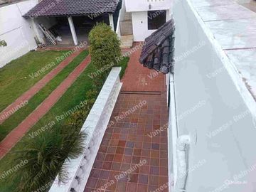 Vendo propiedad independiente sector el Triángulo