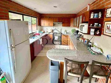 QUINTA DE VENTA EN YUNGUILLA SECTOR TOBACHIRI 2500M2 TERRENO