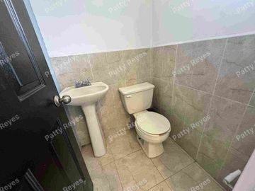 Casa en VENTA Toluca, a 40 minutos de Santa Fe, dentro de fraccionamiento.