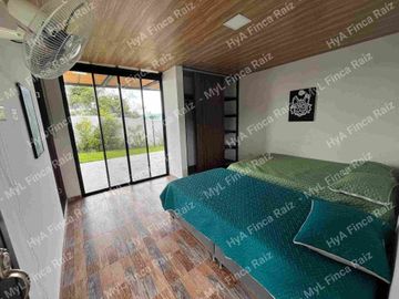 Venta de casa campestre en unidad cerrada en La Mesa Cundinamarca