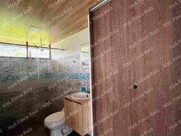Venta de casa campestre en unidad cerrada en La Mesa Cundinamarca