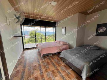 Venta de casa campestre en unidad cerrada en La Mesa Cundinamarca
