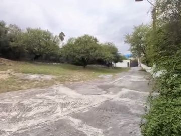 Terreno de 2,500 mts2 en la Zona de la Col- Roma y Jardines de Roma