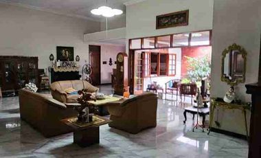 TURUN HARGA! RUMAH KOMERSIAL  AREA PUSAT KOTA SURABAYA