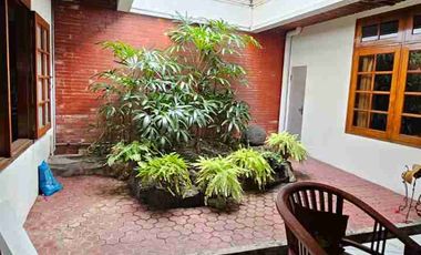 TURUN HARGA! RUMAH KOMERSIAL  AREA PUSAT KOTA SURABAYA