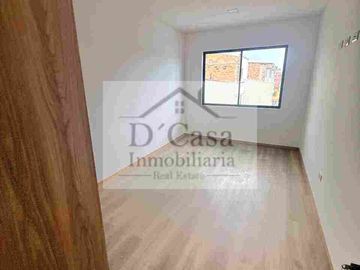 CASA DE VENTA EN CUENCA EN MEDIO EJIDO CON ÁREA VERDE