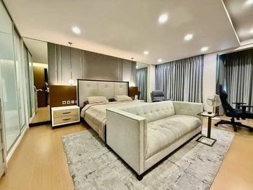 4-Storey Luxury Townhouse in Manhattan Premium Townhomes, Quezon City