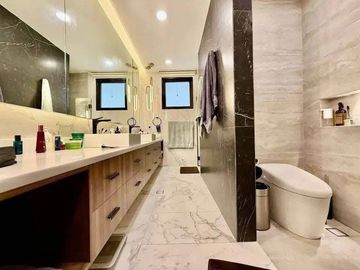 4-Storey Luxury Townhouse in Manhattan Premium Townhomes, Quezon City