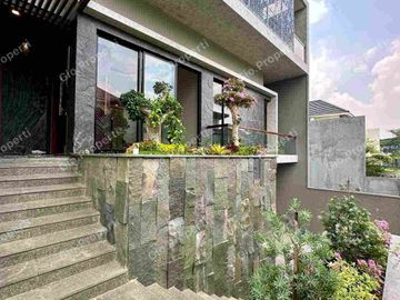 RUMAH 3 LANTAI WATERFRONT BARU GRESS HIGH SPEC, LAYOUT THE BEST