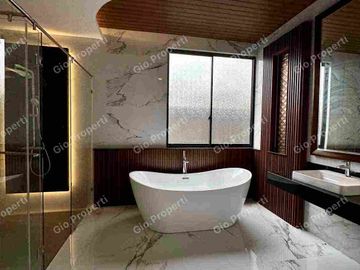 RUMAH 3 LANTAI WATERFRONT BARU GRESS HIGH SPEC, LAYOUT THE BEST