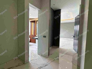 RUMAH 3 LANTAI WATERFRONT BARU GRESS HIGH SPEC, LAYOUT THE BEST