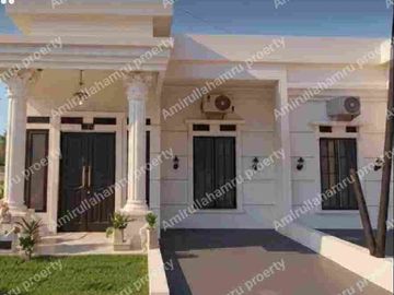 Rumah mewah modern di jakarta timur cipayung Dalam cluster.