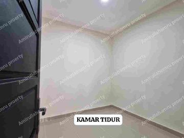 Rumah mewah modern di jakarta timur cipayung Dalam cluster.