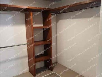 SE RENTA DEPARTAMENTO EN CALLE POK TAPOK ZONA HOTELERA DE CANCÚN, SOBRE BOULEVARD KUKULKÁN. 2 RECÁMARAS, ALBERCA, HERMOSA VISTA A LA LAGUNA.