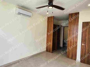 SE RENTA CASA EN RESIDENCIAL AQUA CANCÚN, 3 RECÁMARAS, ALBERCA PRIVADA, AMENIDADES, 2 CASA  CLUB,SEGURIDAD 24 HORAS.