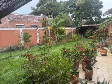 VENDO CASA CIUDAD JARDÍN