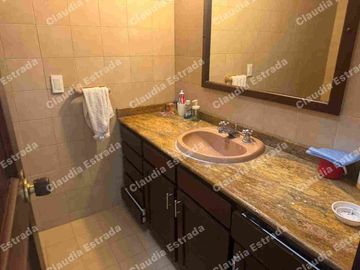 VENDO CASA CIUDAD JARDÍN