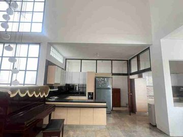 DISEWAKAN RIMAH SIAP HUNI FURNISHED DI KOMPLEK BUDISARI, SETIABUDI BANDUNG