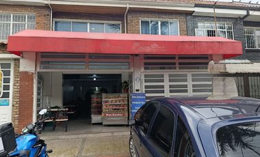 VENDEMOS CASA USO MIXTO MODELO NORTE