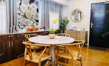 FOR RENT: 1BR Corner Unit with Balcony in One Maridien Tower, Bonifacio Global City (BGC)
