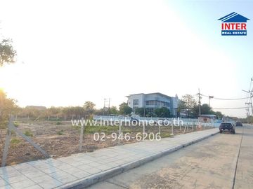Vacant land, 362 square wah (approximately 1,548 square meters), near Central Chonburi, Soi Naratmontsevi 3/2, Phraya Satcha Road, Mueang Chonburi, Ch