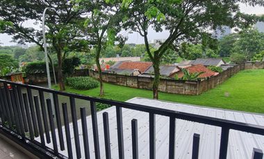 Jual Rumah 2 Lantai Split Level Posisi Hook Di Foresta BSD Dekat Akses KRL Rawa Buntu Dan Tol BSD