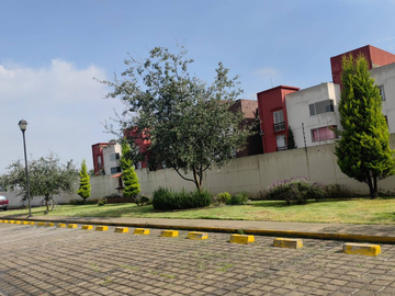 CASA EN VENTA EN PRIV AMBER 6, FRACC LA FLORIDA C.P. 52087 TOLUCA ESTADO DE MEXICO. NO CREDITOS