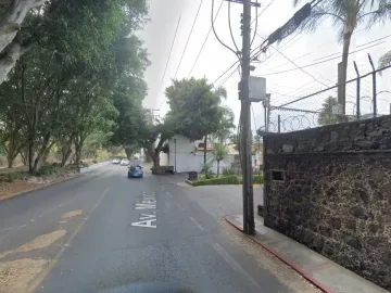 CASA EN EN RESIDENCIAL SAN JERONIMO AHUATEPEC CUERNAVACA, MORELOS. REMATE ADJUDICADO