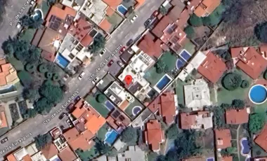CASA EN EN RESIDENCIAL SAN JERONIMO AHUATEPEC CUERNAVACA, MORELOS. REMATE ADJUDICADO