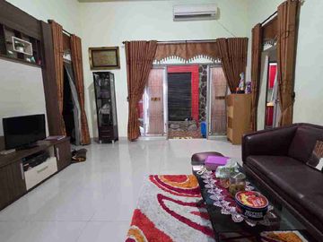Jual Rumah Jl kelayu, Banjarbaru (sebrang ratu elok)