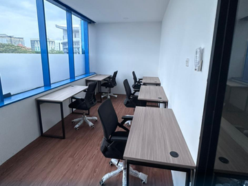 SEWA KANTOR FULL FURNISHED DI GRAHA PENA SURABAYA