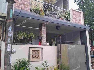 Rumah 2 lantai LB 120 LT 60 strategis area sektor 9 bebas banjir Pondok Aren