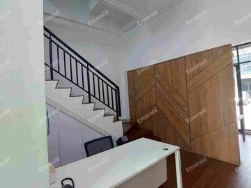 Rukan View Danau Furnished Cantik PIK 2