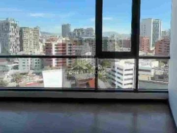 Renta de Departamento Amoblado de 3 dormitorios, Sector Bellavista, Quito, Ecuador
