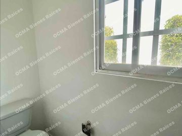 CASA SOLA EN VENTA, A 10 MINUTOS DE ALFREDO DEL MAZO