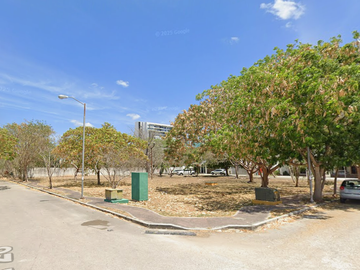 Invierte Inteligente, Compra Cesión de Derechos ! Venta de hermosa propiedad en fraccionamiento la castellana, Merida Yucatan.