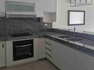 🟢VENTA HERMOSO DEPARTAMENTO EN URB. BOSQUES DE LA COSTA - VIA A LA COSTA🟢
