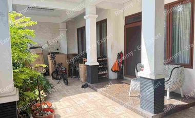 Dijual Rumah Siap Huni 2 Lantai Pinggir Tol dan Mal di Kalimalang Bekasi