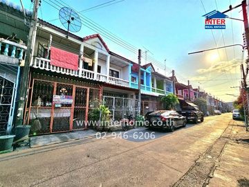 Two-story townhome, 16 sq.wa., Air Villa Village, Lam Luk Ka Khlong 3, near the Green Line --S Khuk Khot Station, Lam Luk Ka Road, Khlong Sam Road, La