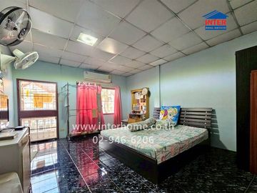 Two-story townhome, 16 sq.wa., Air Villa Village, Lam Luk Ka Khlong 3, near the Green Line --S Khuk Khot Station, Lam Luk Ka Road, Khlong Sam Road, La