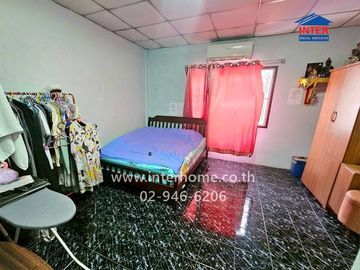 Two-story townhome, 16 sq.wa., Air Villa Village, Lam Luk Ka Khlong 3, near the Green Line --S Khuk Khot Station, Lam Luk Ka Road, Khlong Sam Road, La