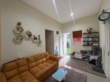 Jual Rumah bagus siap huni di cluster forest hill bsb mijen