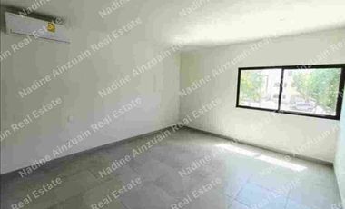 SE RENTA CASA AMPLIA EN RESIDENCIAL ARBOLADA BY CUMBRES II, 3 RECÁMARAS, ALBERCA PRIVADA, CUARTO DE SEVICIO. AMENIDADES. SEGURIDAD 24 HORAS.