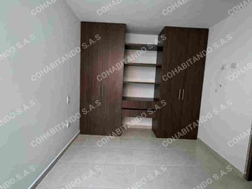 APTO 348 TORRE 6 PORTAL DE LA LOMA